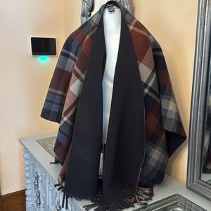 Plaid Women's Scarf in Black and Brown
